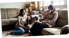 Kisah: Dia tak dekati sesiapa, sampai seorang wanita duduk di sudut